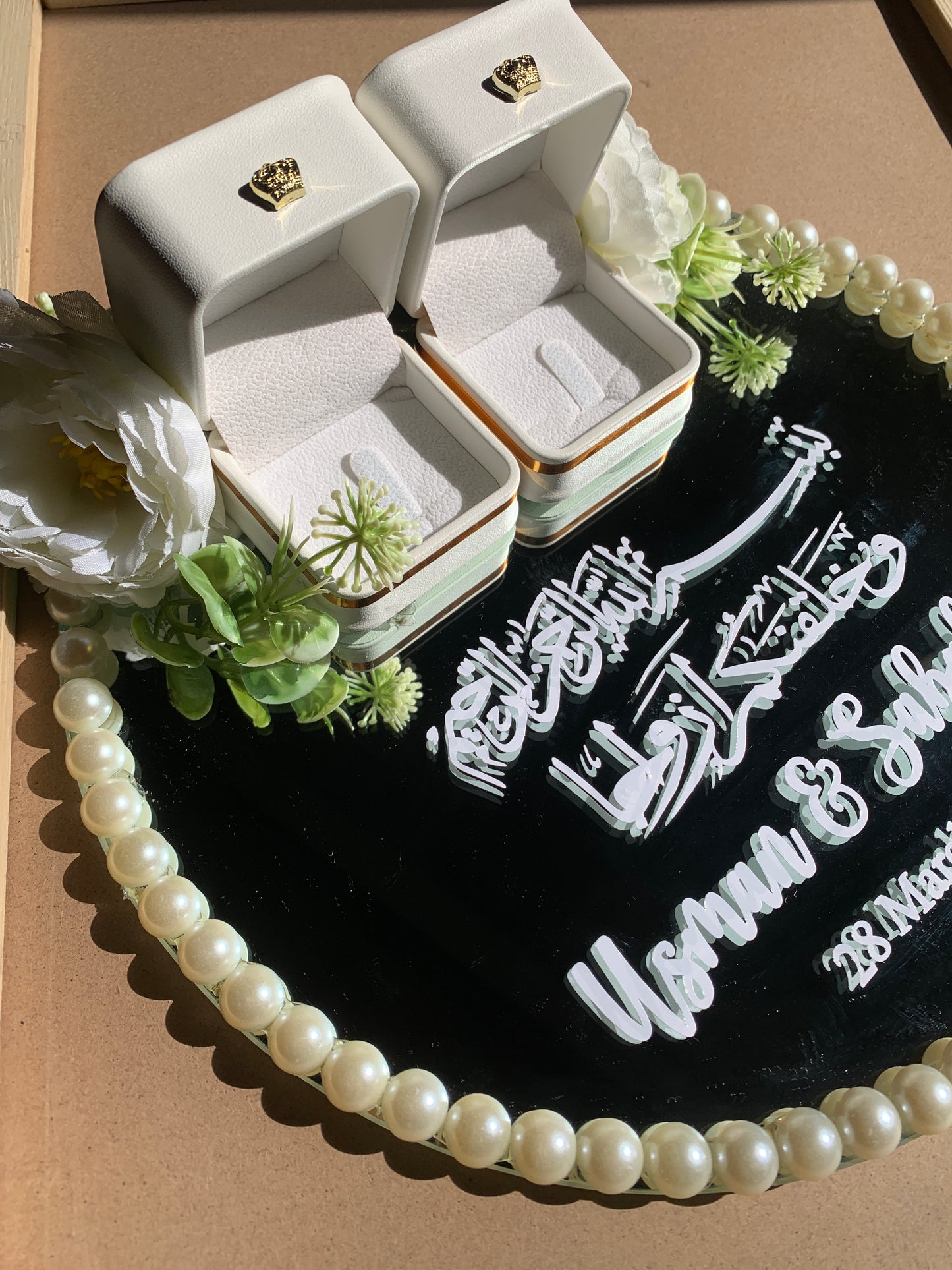 Floral ring tray