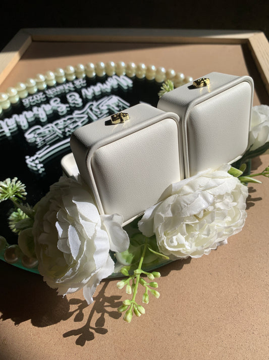 Floral ring tray