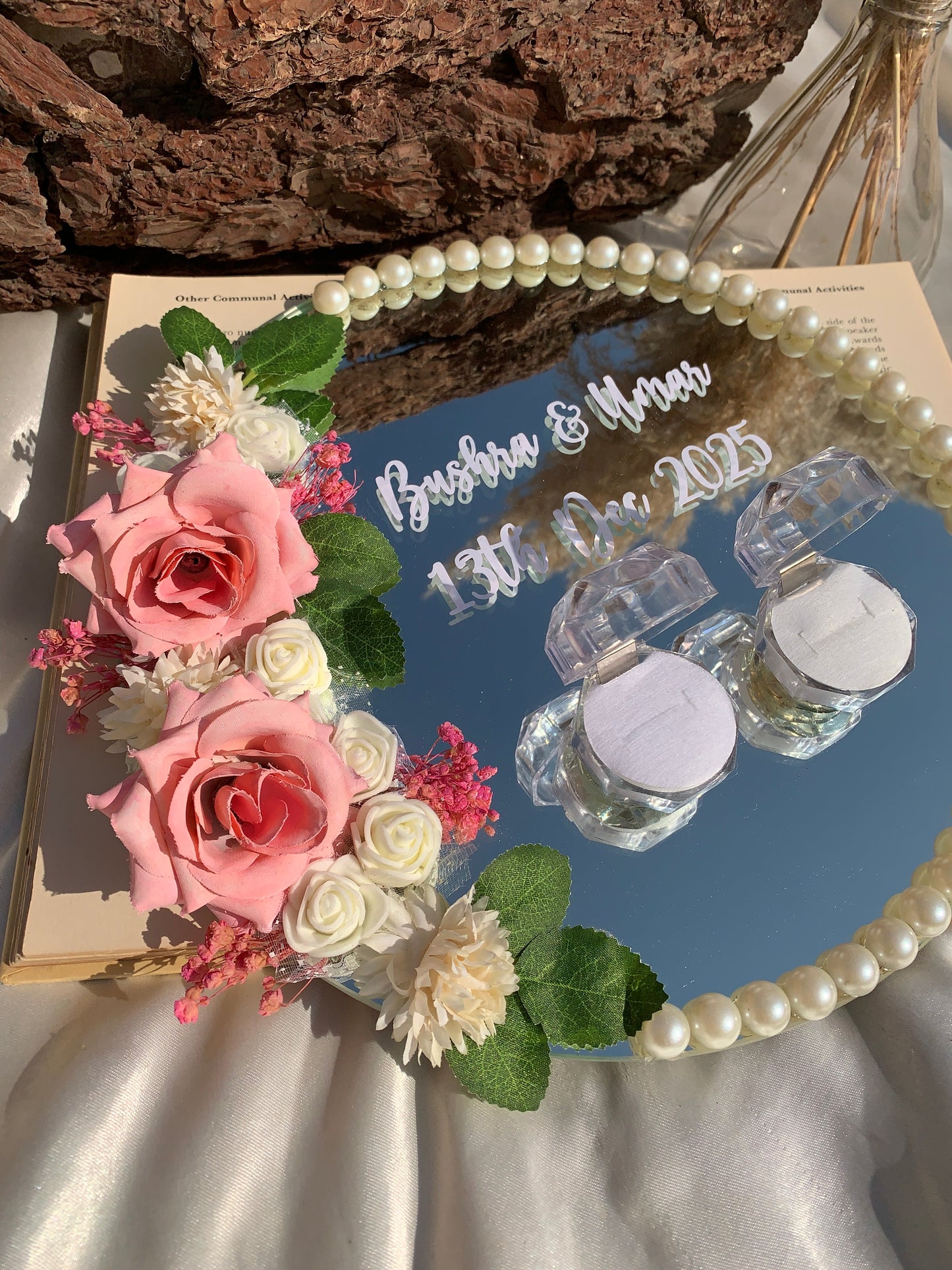 Floral ring tray