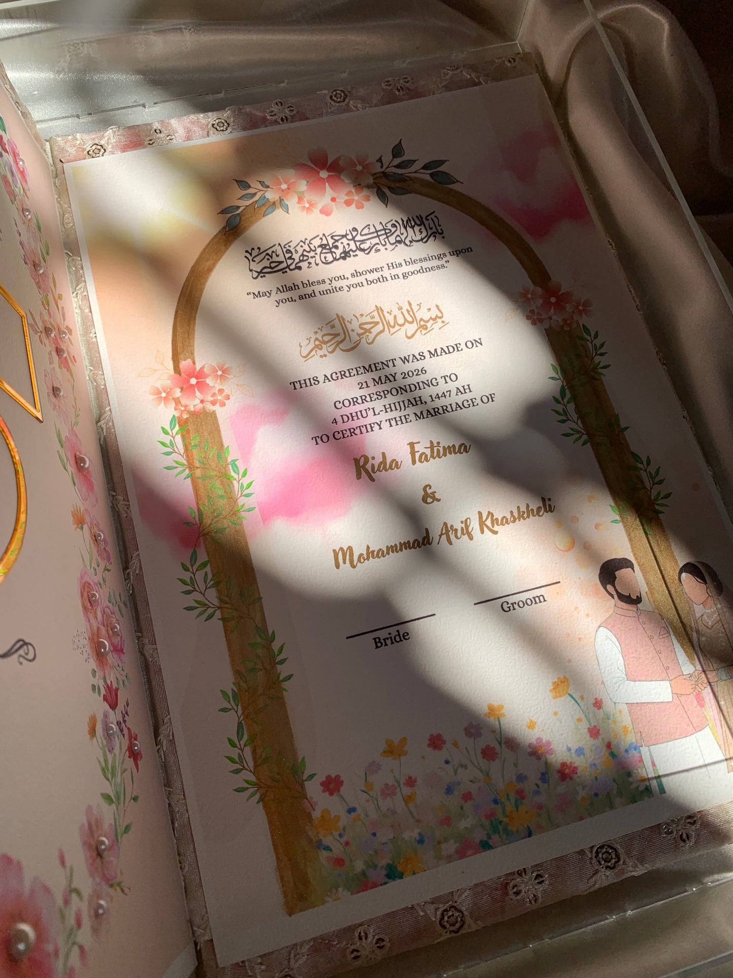 Nikkah booklet with acrylic emballished box